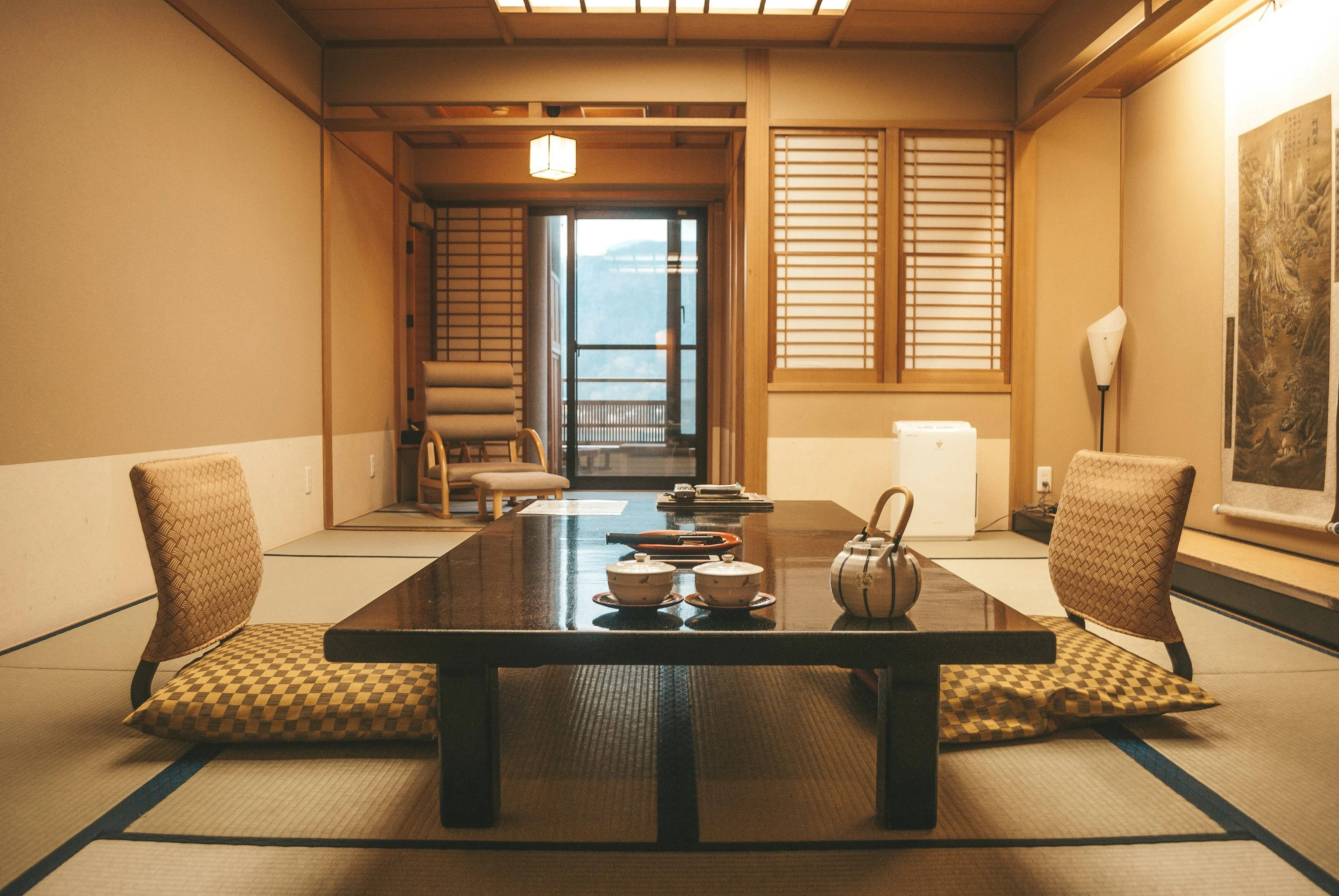 Interior japonés minimalista